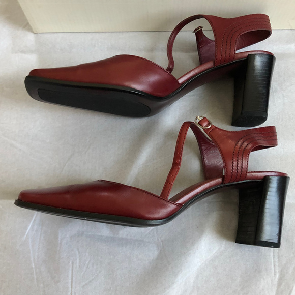 LIZ CLAIBORNE  WOMEN’S  SHOES - Picture 3 of 4